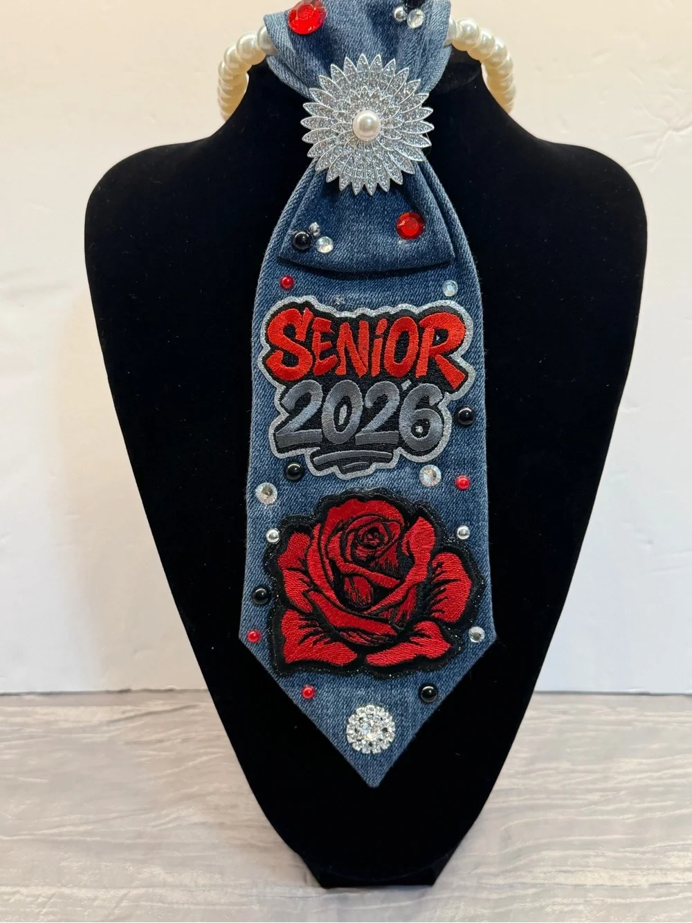 Handcrafted Denim 'Senior 2026' Tie Necklace with Red Rose Embroidery - Picture 6 of 13